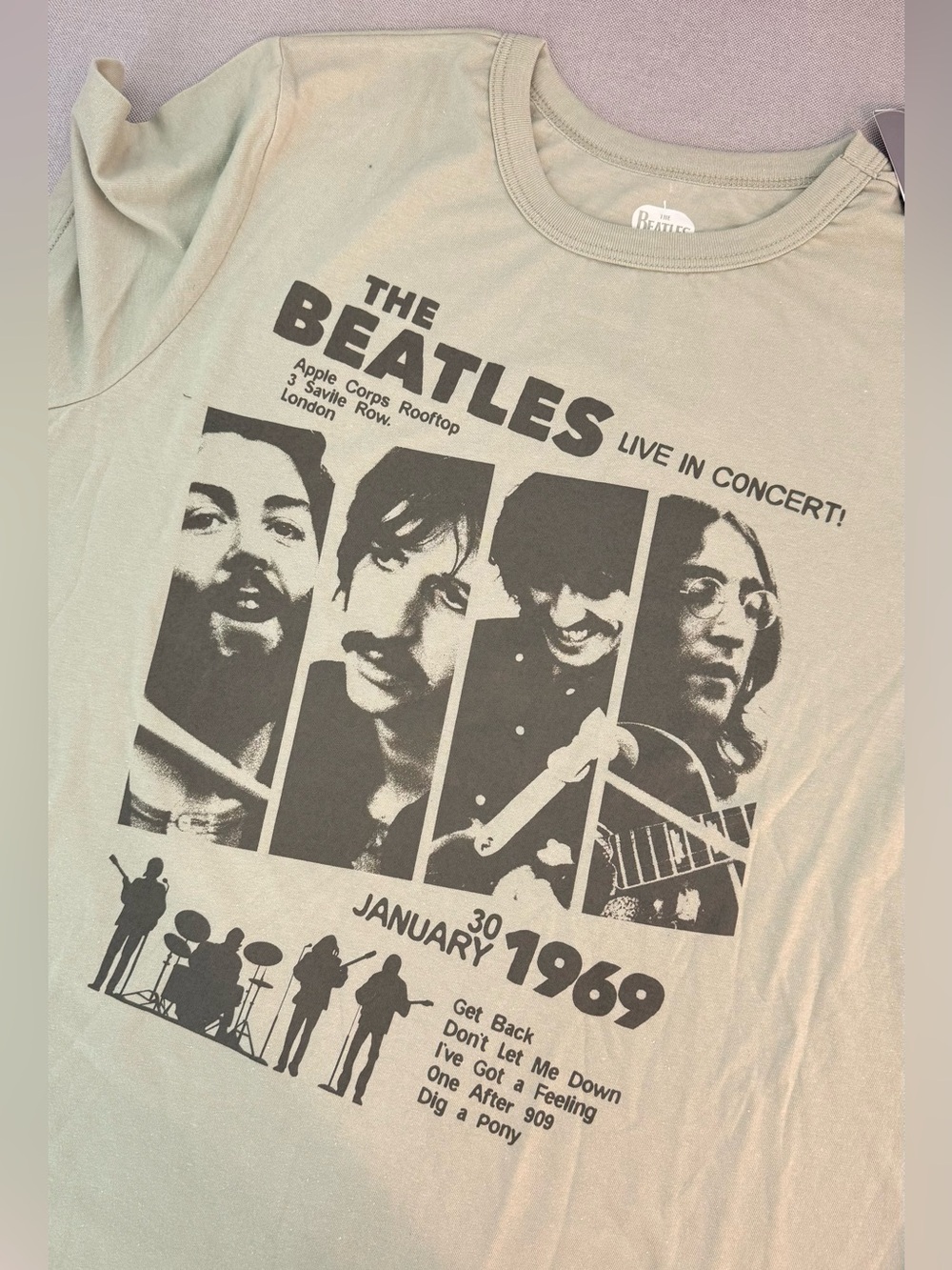 NWT The Beatles Rooftop Concert Graphic Tee Sage Green Band T-Shirt NWT XS/S/XXL - Picture 4 of 5